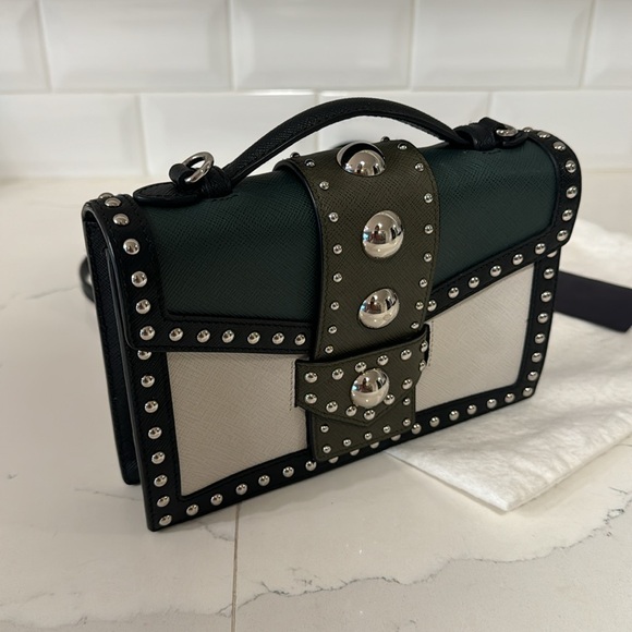 Rare Prada hand bag - Picture 11 of 12